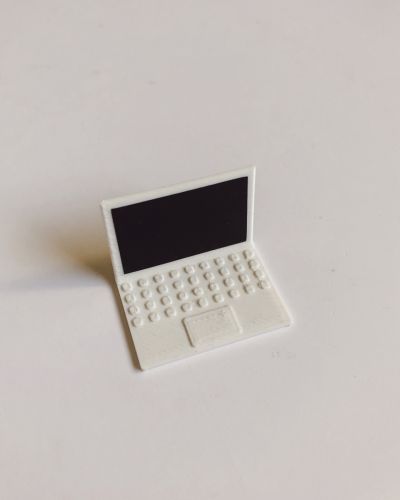 Miniature 3D print minimalist laptop