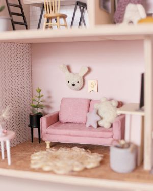 The Tiny Dollhouse SA upholstered sofa in pink