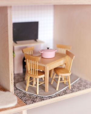 Limited edition import dollhouse dining room set (natural wood / white)