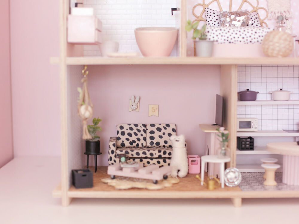 The Tiny Dollhouse SA - Shop scale 1:12 miniature dollhouse furniture and accessories online
