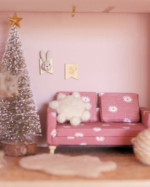 Limited Edition Pink Daisy dollhouse sofa