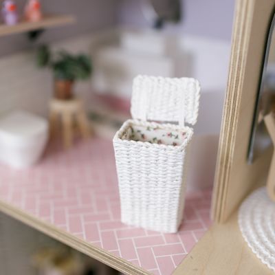Dollhouse miniature basket washing baskets