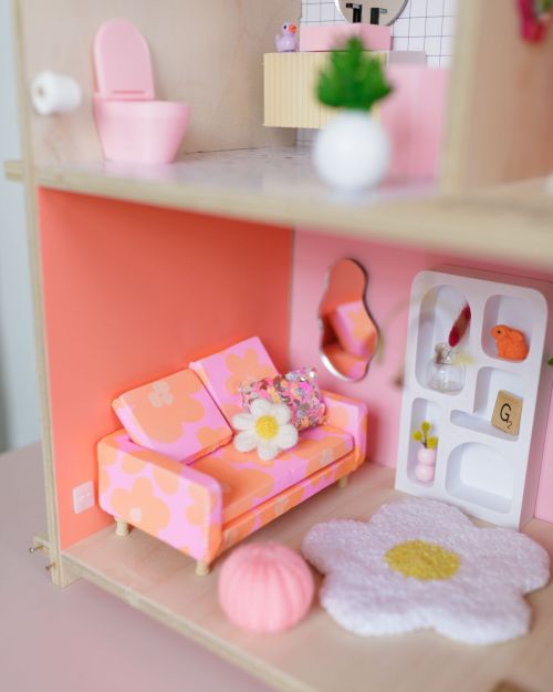 Limited Edition Happy and pink dollhouse sofa