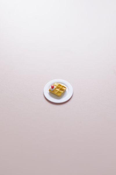 Miniature waffles and cream by turkey Dimple for The Tiny Dollhouse SA