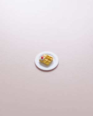 Dollhouse scale 1:12 miniature Waffle and cream