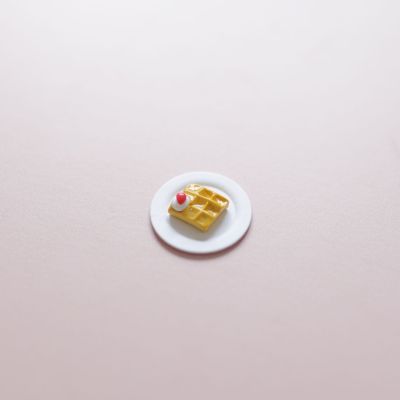 Miniature waffles and cream by turkey Dimple for The Tiny Dollhouse SA